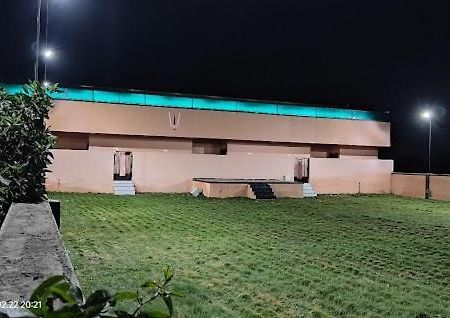 Hotel Vaishnavi Bhadji 外观 照片